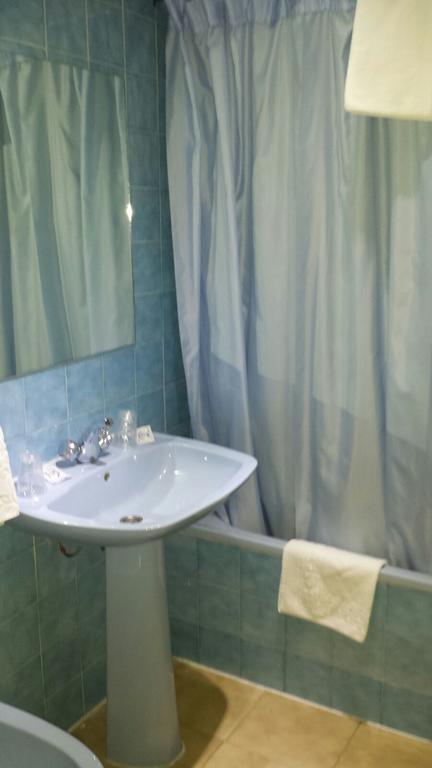 Hostal Botafumeiro Mota del Marqués Exterior foto